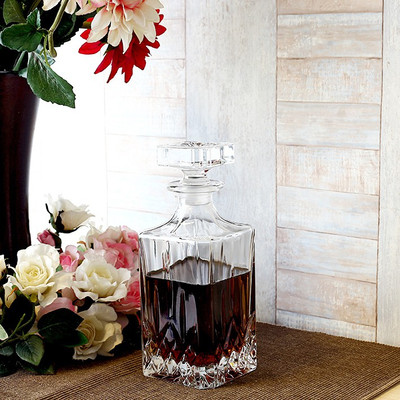 

RCR Decanter(Crystal, 30 oz)