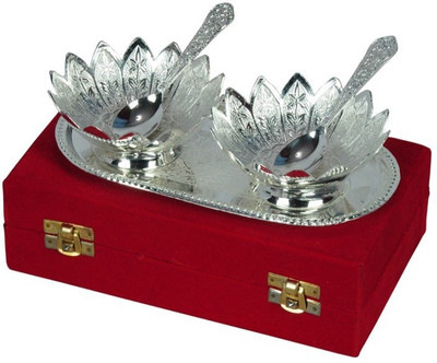 49% OFF on Being Nawab Brass Decorative Platter(Silver, Pack of 5) 49% OFF on Being Nawab Brass Decorative Platter(Silver, Pack of 5)