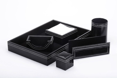 SAW LEATHER GOODS 6 Compartments Leatherette Desk Organizer(Black)