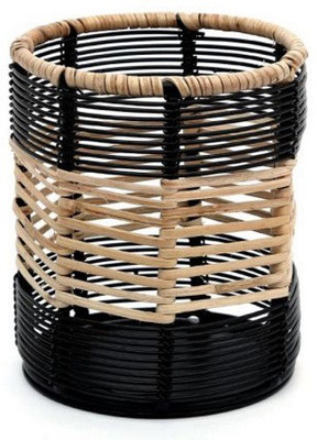 

Hapuka Pen Stand 1 Compartments Wrought Iron Pen Stand(Black)