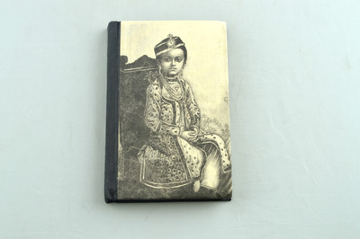 

Capra Book-size Notebook(Recycled, Handmade, Handcrafted, Beige)