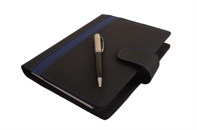 

COI B5 Planner/Organizer(BLACK AND BLUE UNDATED BUSINESS PLANNER /DIARY WITH PEN, Black)