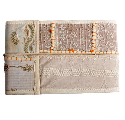 

Pulpypapaya A4 Journal(Scrapbook, White)
