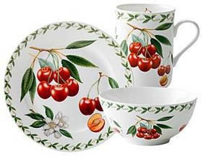 

Maxwell Willam Cherry Breakfast Pack of 3 Dinner Set(Bone China)