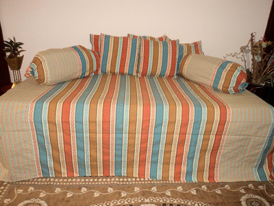 

Amita Home Furnishing Cotton Striped Diwan Set