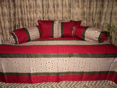 

Amita Home Furnishing Silk Striped Diwan Set