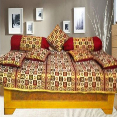 

Creative Homes Polycotton Geometric Diwan Set, Maroon