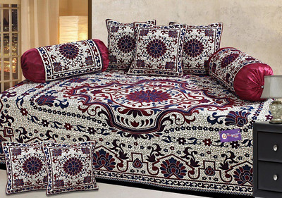 

The Intellect Bazaar Chenille Abstract Diwan Set, Maroon