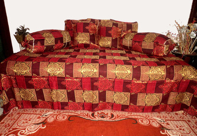 

Design Willa Silk Floral Diwan Set