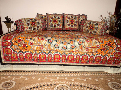

Amita Home Furnishing Cotton Floral Diwan Set