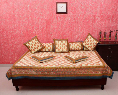 

Halowishes Cotton Floral Diwan Set, Multicolor