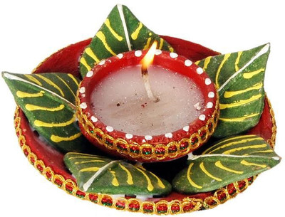 

Cretiv Wax Lotus Earthenware Table Diya(Height: 3 inch)