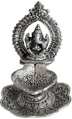 

Naysha Arts Traditional Aluminium Table Diya(Height: 5 inch)