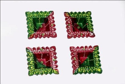 

TrendsandGifts Earthenware (Pack of 4) Table Diya Set(Height: 1 inch)
