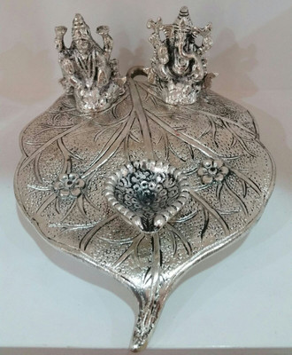 

Sarvsiddhi Lakshmi Ganesh with Deepak On Leaf Aluminium Table Diya(Height: 1 inch)