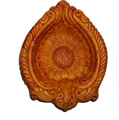 

Hand Art Traditional Terracotta Table Diya