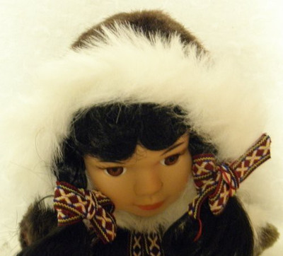 

Arctic Circle Alaskan Friends Traditional Alaskan Eskimo With Fur Parka(Black)