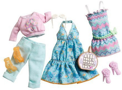 

Barbie Fahionistas All Ed Up Baked Goods Fashion Pack(Multicolor)