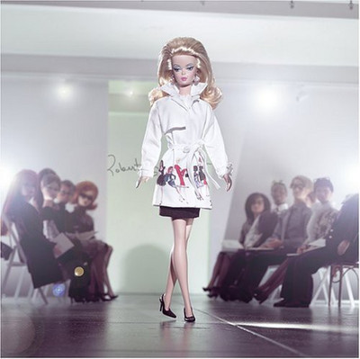 

Mattel Limited Edition Silkstone Trench Setter Barbie(Multicolor)