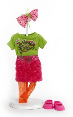 

Madame Alexander Urban Garden Outfitfits 18" Favorite Friends Collection(Multicolor)