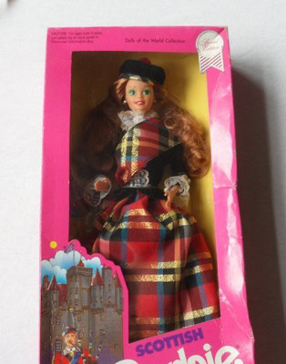 

Barbie Scottish Barbie, Second Edition 1990(Multicolor)