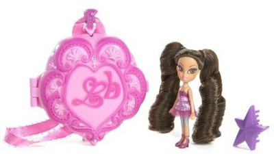 

Bratz Lil Yasmin Mini Surprise Locket(Pink)