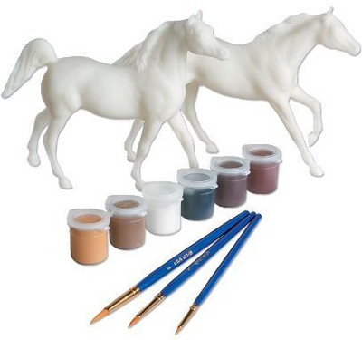 

Breyer Model Horse Paint Your Own Horse Activity Kit(Multicolor)