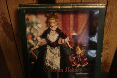 

Barbie And Kelly Victorian Holiday Set 2000(Multicolor)
