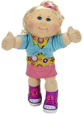

Cabbage Patch Kids Twinkle Toes Caucasian Girl Blondeblue Eyes(Multicolor)