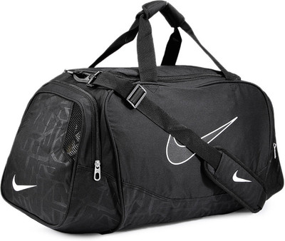

Nike 23 inch/58 cm Brasilia 5 Travel Duffel Bag