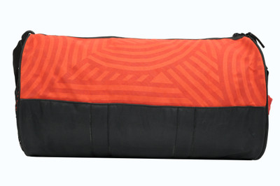 

Gear 16 inch/41 cm Eclipse Duffel Travel Duffel Bag(Orange, Black), Black;orange