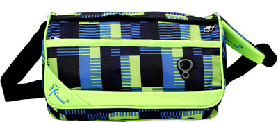 

Hawai 14 inch/35 cm Spacious Sports Gym Bag(Green, Blue, Black), Black;blue;green