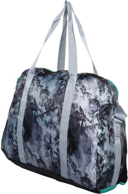 

Puma 15 inch/38 cm Puma Fit AT Sports Duffle 15 inch/38 cm (Multicolor) Travel Duffel Bag(Multicolor)