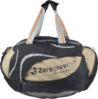 

Zero Gravity 18 inch/46 cm Star Gym Travel Duffel Bag(Black)