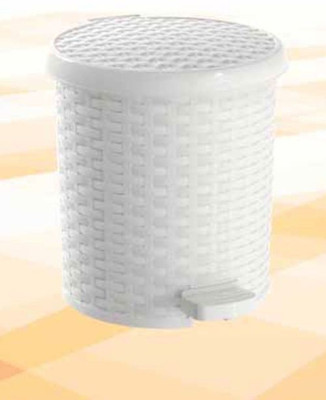 

Trinity House Ware Collection Plastic Dustbin(White)