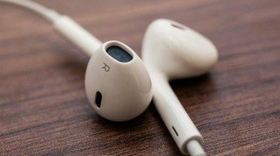 

Azad Enterprise PANEWE03 Earphone Cable Organizer