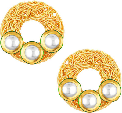 

Sukkhi Graceful Gold Plated Kundan Alloy Stud Earring