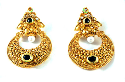 

Grandiose Solid Antique Kundan Metal Chandbali Earring