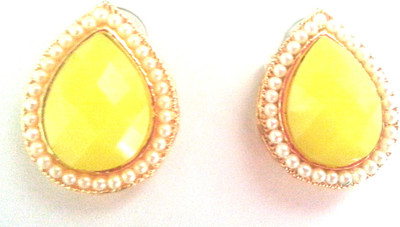 

Kshitij Jewels Color Bast Alloy Stud Earring