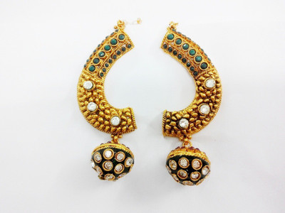 

Kavyanjali Jewels Alloy Drop Earring