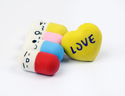 

COI Kids Non-Toxic HEART AND CAPSULE Shaped Small Erasers(Set of 1, Multicolor)