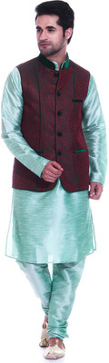 

TAG-7 Men Kurta, Waistcoat and Pyjama Set, Green