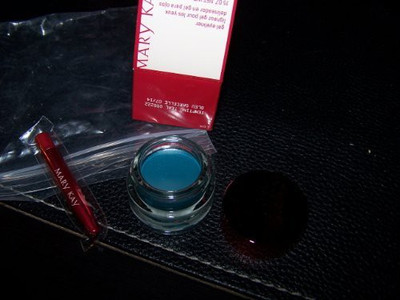 

Mary Kay Gel Eyeliner Tempting Teal Gel With Brush 0.5 ml(Teal)