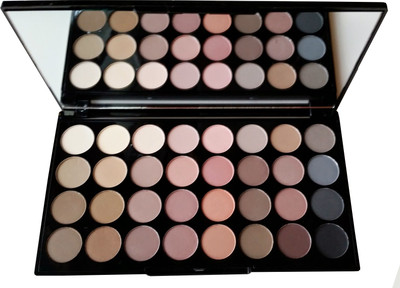 

Makeup Revolution 32 Ultra Shade Eyeshadow 14 g(Flawless Matte)
