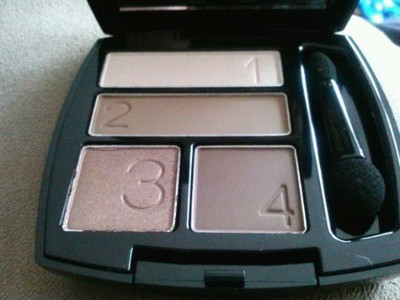 

Avon True Color shadow Quad Shadow Mocha Latte 3 g(Shadow)