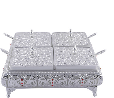 

Giftadia Showpiece Gift Set