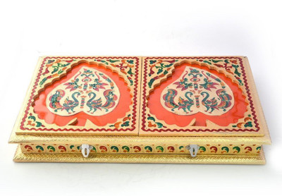

Shree Sai Handicraft Home Décor Golden Meenakari Dancing Peacock Pair Dryfruit Box Wooden Decorative Platter(Gold)