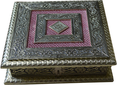 

Pc Art International Showpiece Gift Set