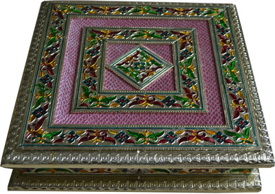 

Pc Art International Showpiece Gift Set