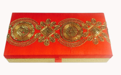 

Loops n knots cc111 Wooden, Silk Gift Box(Red)